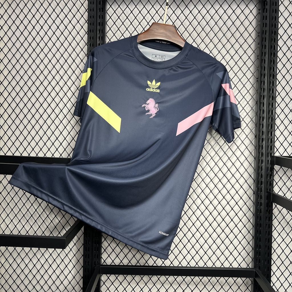 Juventus 2024/25 Pre-match training uniform Jersey