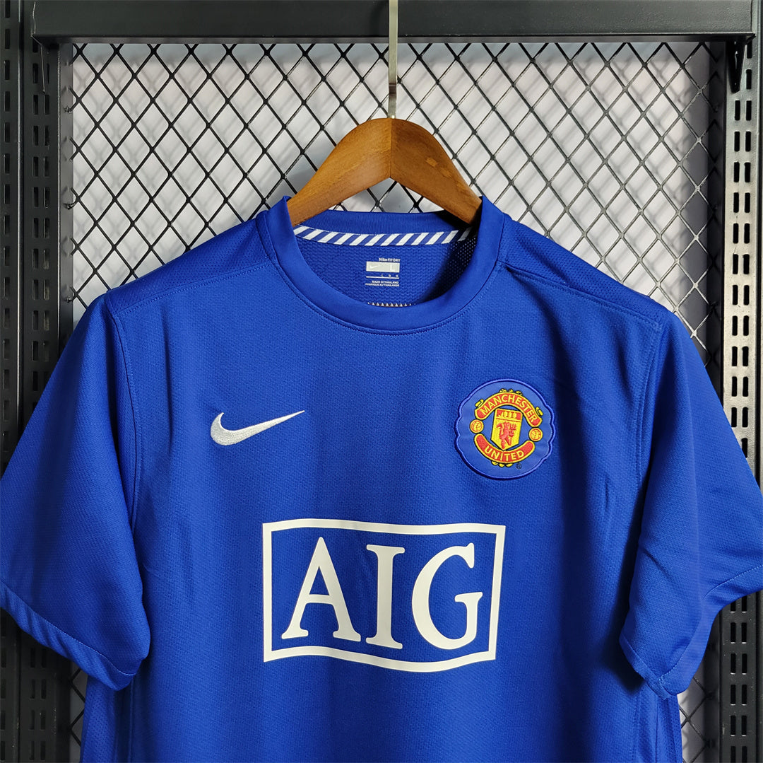 08-09 Manchester United away