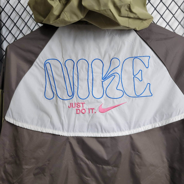 24/25 Windbreaker Nike